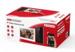   Hikvision DS-KIS608-P Egylakásos IP video-kaputelefon szett, DS-KH6350-WTE1/White+DS-KV6133-WME1+ 2db tápegység+SD kártya