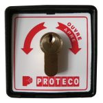    PROTECO RS015 Kulcsos kapcsoló, műanyag ház, kétállású, rugós (impulzusos), egy záró érintkező, a kulcs nélkül nem lehet szétszedni
