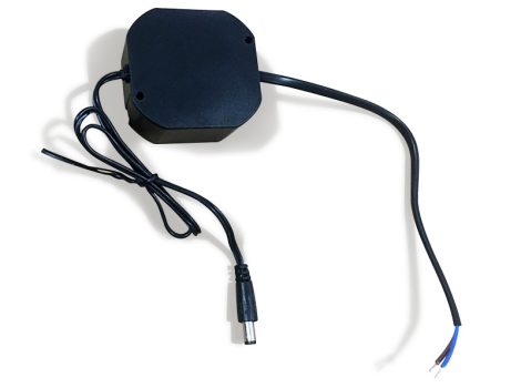 Nestron SD1812 Tápegység csatlakozóval kamerákhoz kötődobozba, 12V, 1.5A, 18W