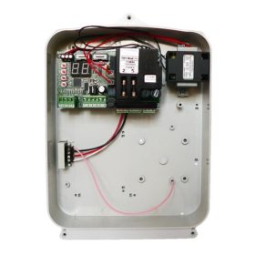   Tecno T011AOD  vezérlőegység egy- vagy kétszárnyú kapukhoz, két 230 Vac motorkimenet, nyitó és záró infrasorompó bemenet, 24 Vdc / 100 mA kiegészítő tápfeszültség kimenet