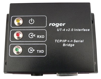  ROGER UT4v2 kommunikációs interfész, TCP/IP konverter, 10-15 VDC, átlag 75mA, max. 150mA, RS232, RxD, TxD, RTS, CTS, GND, RS485, TxA, TxB, RxA, RxB, 110g, 100x68x35